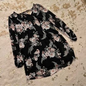 BCBG XS Long Sleeve Floral Mini Dress Spring/Summer Mini Shift Dress